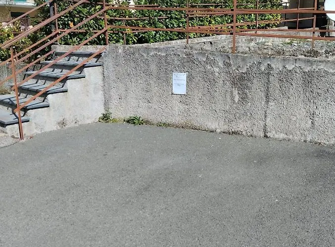 Le Rose Di Vittoria Nel A Pochi Minuti Di Auto Dalle Spiagge *